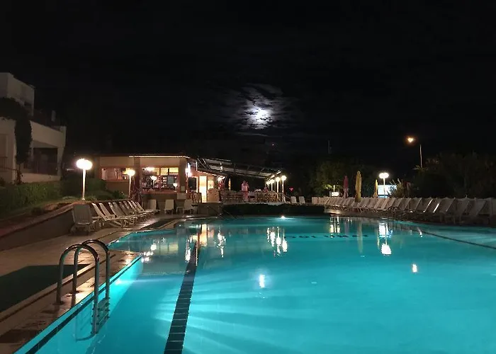 Dolunay Ντιντίμ